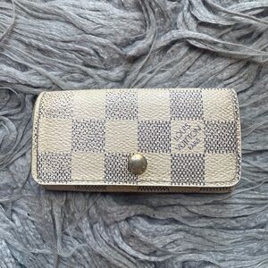 Louis Vuitton Cream Damier Azur Key Holder